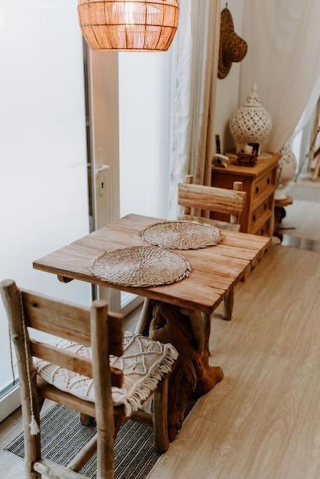 Suite De Charme Avec Jacuzzi Et Cabine Infrarouge Tubize Exterior foto